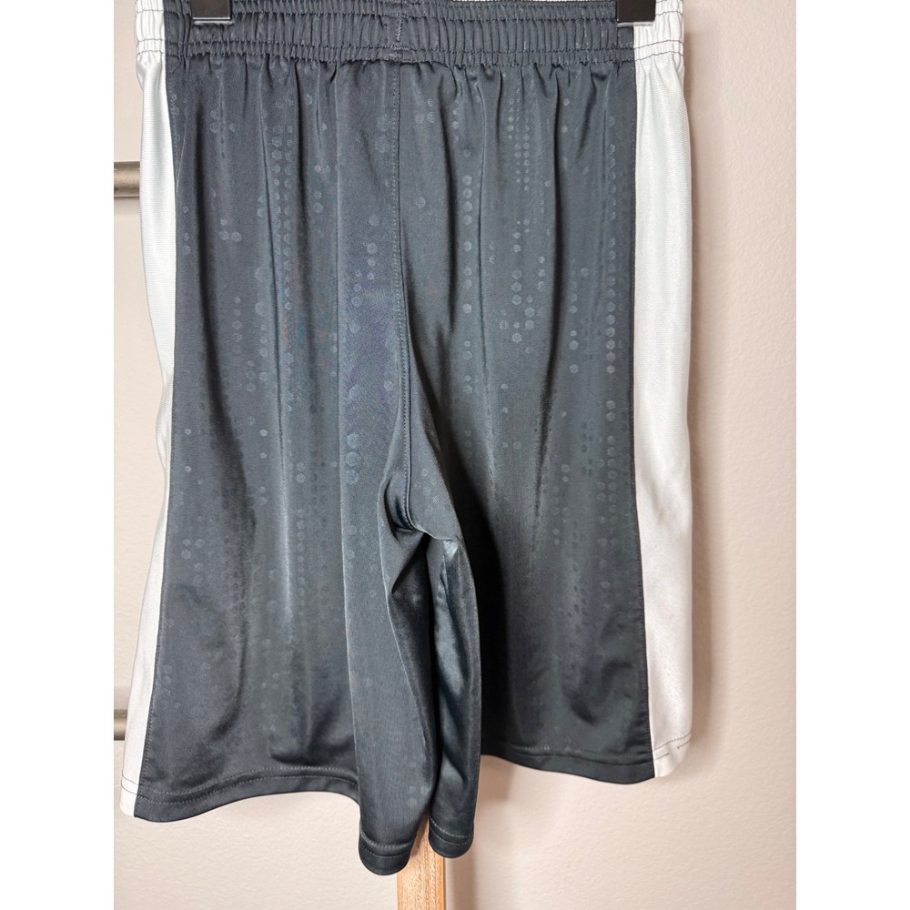 Under Armour Kids Black White Striped Athletic Shorts Youth Medium HeatGear - Picture 5 of 7